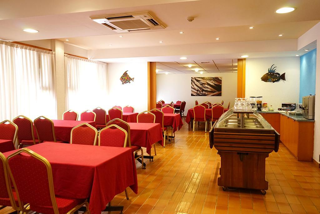 Checkin Torredembarra Hotel Exterior photo